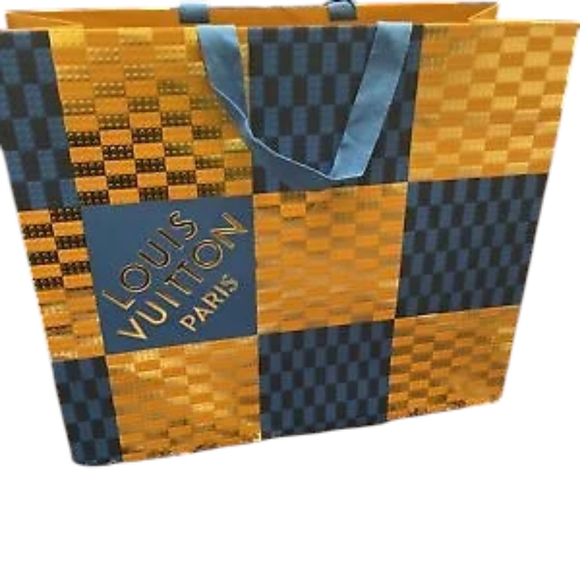 LOUIS VUITTON 2022 Holiday Shopping Bag Limited Edition (LegoLand theme) UGC - Picture 6 of 8